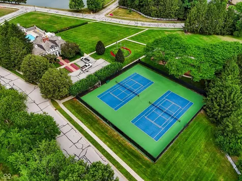 8719 Worthington Court Indianapolis IN 46278