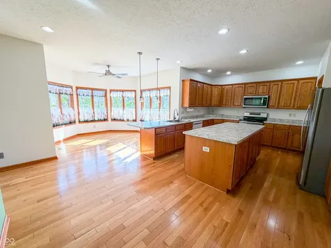 3861 E 300 N Crawfordsville IN 47933