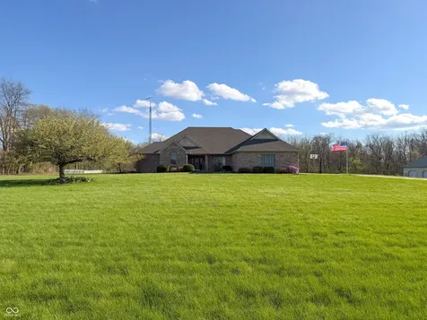 3861 E 300 N Crawfordsville IN 47933