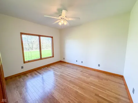 3861 E 300 N Crawfordsville IN 47933