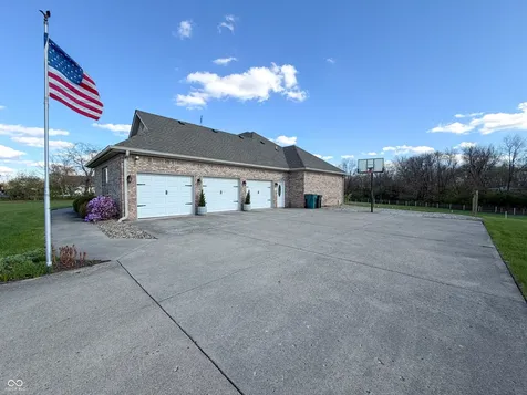 3861 E 300 N Crawfordsville IN 47933