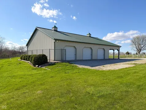 3861 E 300 N Crawfordsville IN 47933