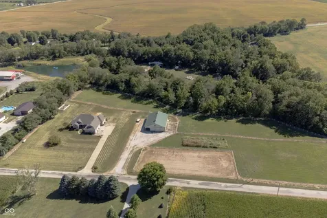 3861 E 300 N Crawfordsville IN 47933