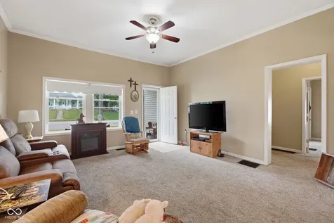 706 S Chestnut Street Seymour IN 47274