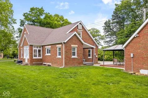2645 Washington Street Columbus IN 47201