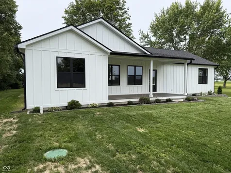 4653 E Us Highway 36 Markleville IN 46056