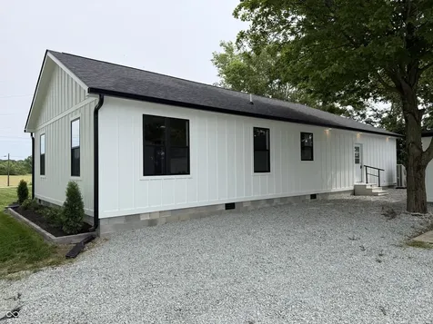 4653 E Us Highway 36 Markleville IN 46056