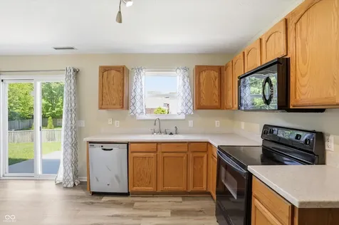 10802 Pleasant View Lane Fishers IN 46038