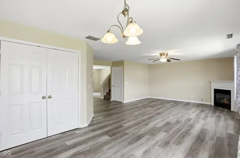 10802 Pleasant View Lane Fishers IN 46038