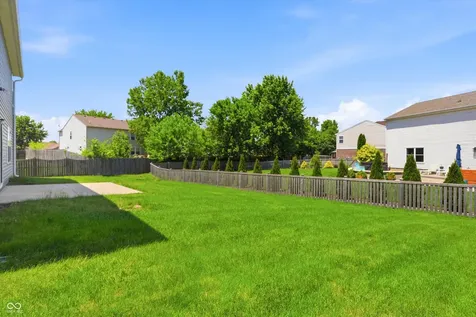 10802 Pleasant View Lane Fishers IN 46038