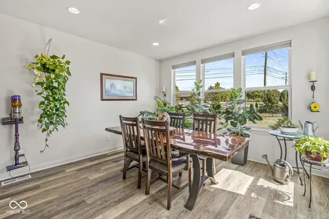 9627 Summerton Drive Fishers IN 46037