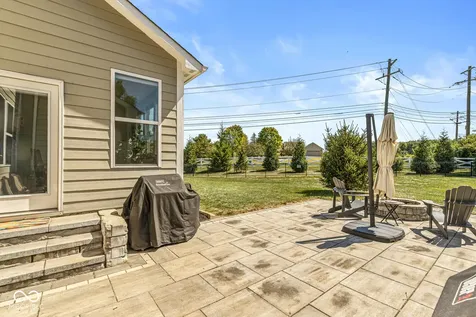 9627 Summerton Drive Fishers IN 46037
