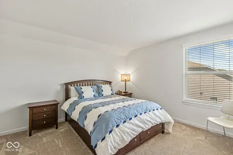 9627 Summerton Drive Fishers IN 46037