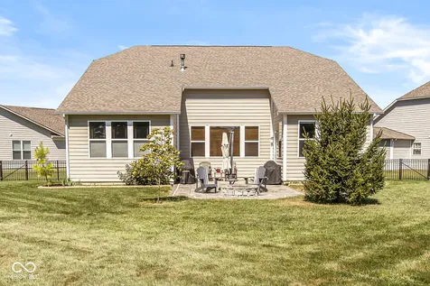 9627 Summerton Drive Fishers IN 46037