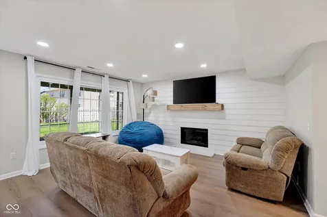 7684 Willow Ridge Road Fishers IN 46038