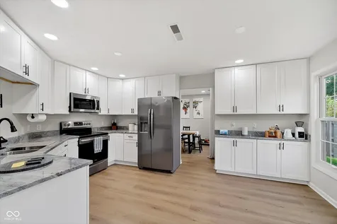7684 Willow Ridge Road Fishers IN 46038