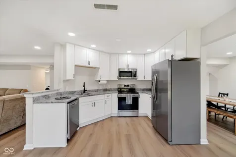 7684 Willow Ridge Road Fishers IN 46038