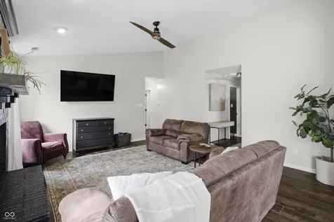434 Driftwood Court Franklin IN 46131