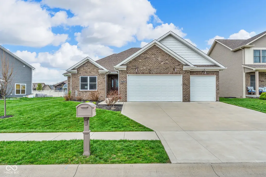 2570 Coneflower Court Columbus IN 47201