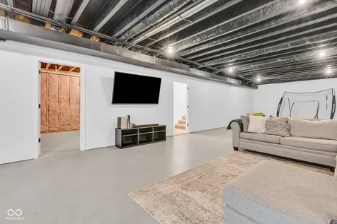 2570 Coneflower Court Columbus IN 47201