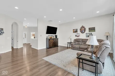 2570 Coneflower Court Columbus IN 47201