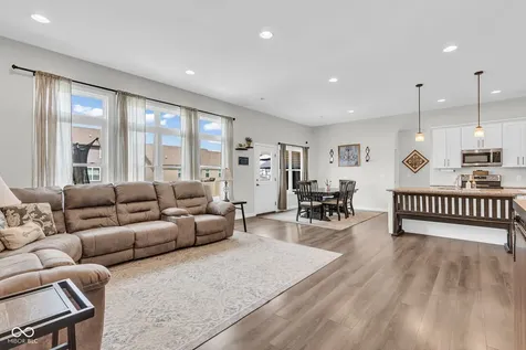 2570 Coneflower Court Columbus IN 47201