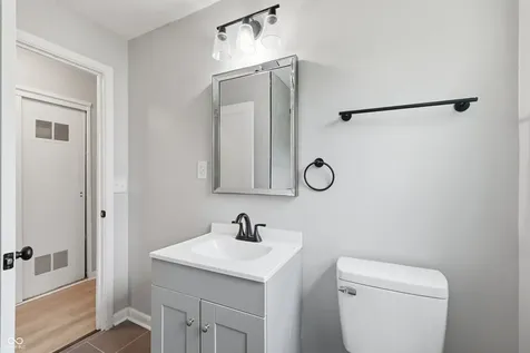 8304 Schoen Drive Indianapolis IN 46226