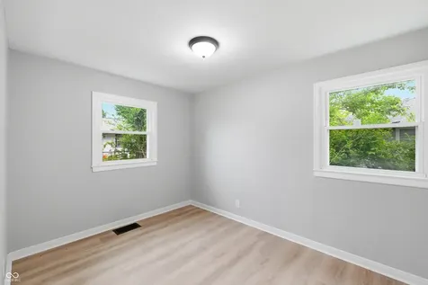 8304 Schoen Drive Indianapolis IN 46226