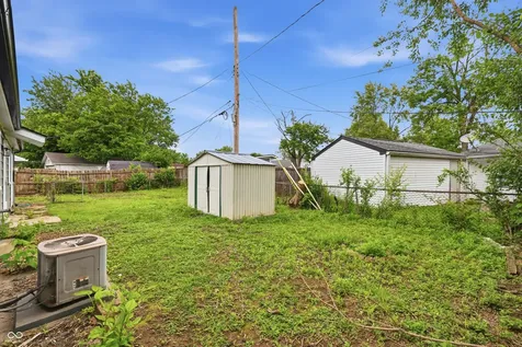 8304 Schoen Drive Indianapolis IN 46226