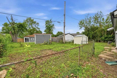 8304 Schoen Drive Indianapolis IN 46226