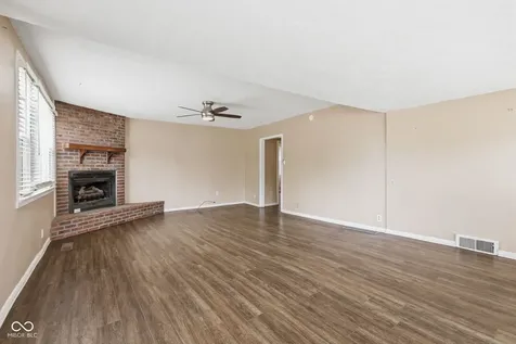399 N Meridian Street Greenwood IN 46143