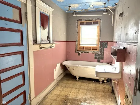 2148 Singleton Street Indianapolis IN 46203