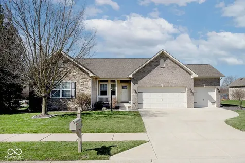 9716 N Mariners Crest Mccordsville IN 46055