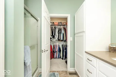 9716 N Mariners Crest Mccordsville IN 46055