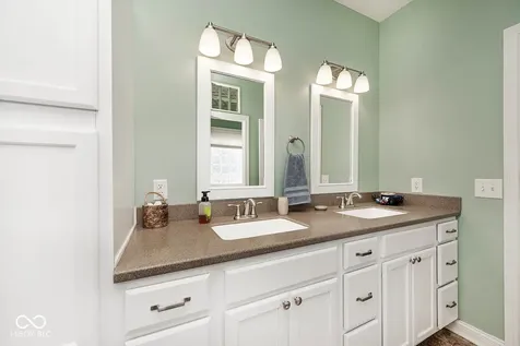 9716 N Mariners Crest Mccordsville IN 46055