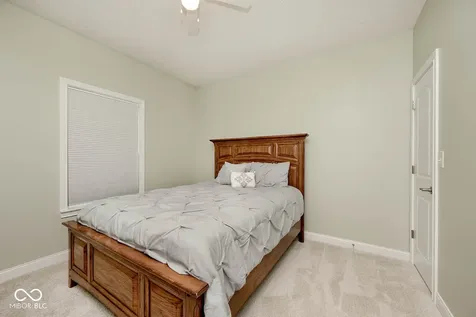 9716 N Mariners Crest Mccordsville IN 46055