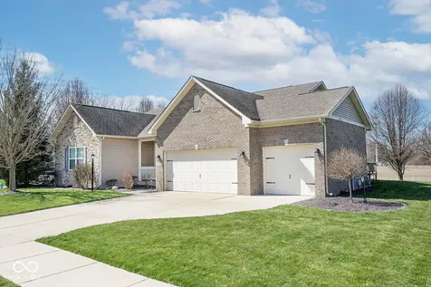 9716 N Mariners Crest Mccordsville IN 46055