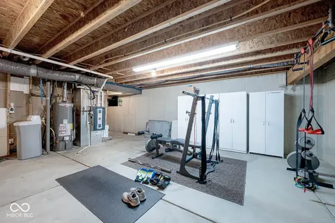 9716 N Mariners Crest Mccordsville IN 46055