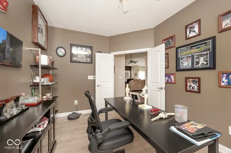 9716 N Mariners Crest Mccordsville IN 46055