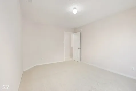 10827 Zimmerman Lane Indianapolis IN 46231