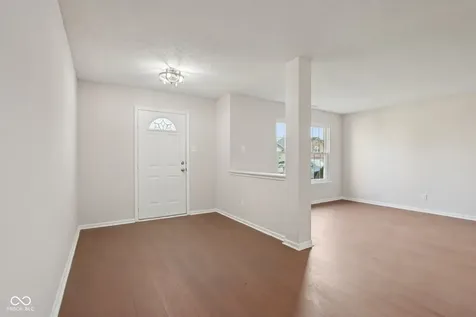 10827 Zimmerman Lane Indianapolis IN 46231