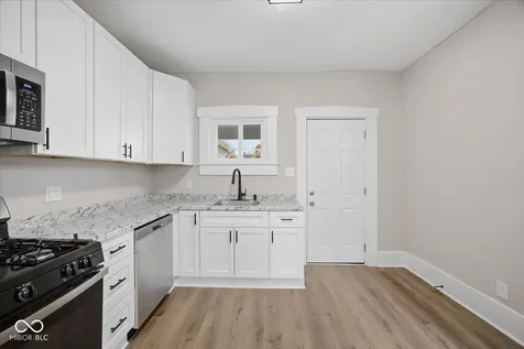 154 W Hendricks Street Shelbyville IN 46176