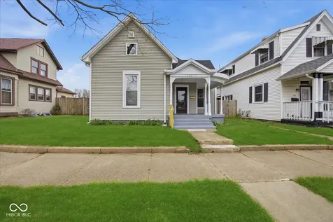 154 W Hendricks Street Shelbyville IN 46176