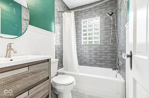 5241 Primrose Avenue Indianapolis IN 46220