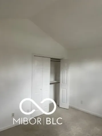 1076 W Southport Road Indianapolis IN 46217