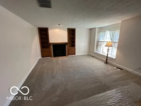1524 E 83rd Street Indianapolis IN 46240