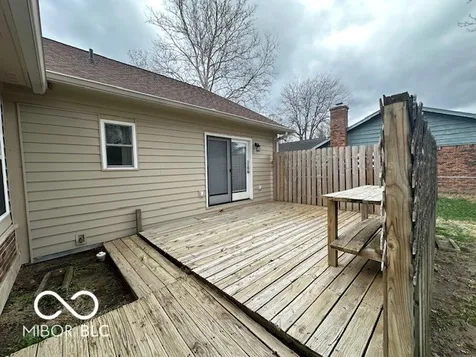 1524 E 83rd Street Indianapolis IN 46240