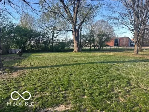 1524 E 83rd Street Indianapolis IN 46240