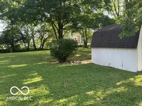 1524 E 83rd Street Indianapolis IN 46240