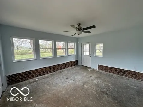 1524 E 83rd Street Indianapolis IN 46240